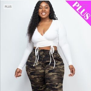 Plus Size Runched Top